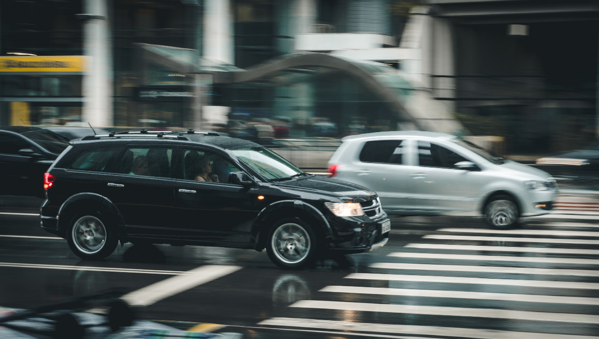 auto in movimento