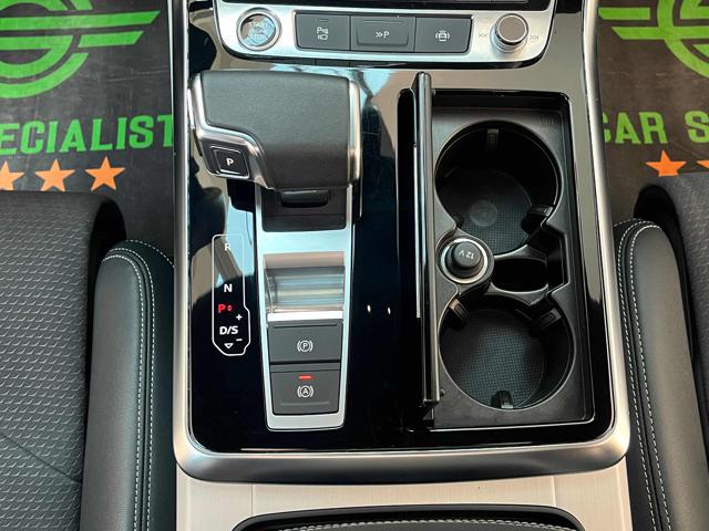 AUDI Q8 50 TDI 286 CV quattro S line UNIPROP|IVAESPOSTA|21