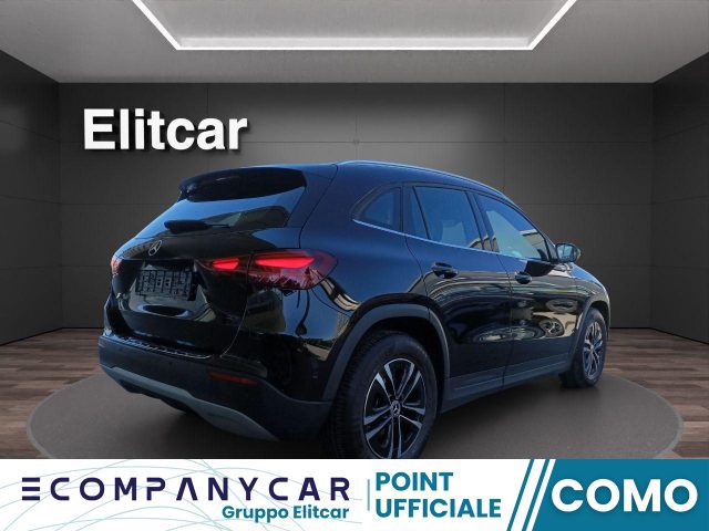MERCEDES-BENZ GLA 200 Automatic Executive