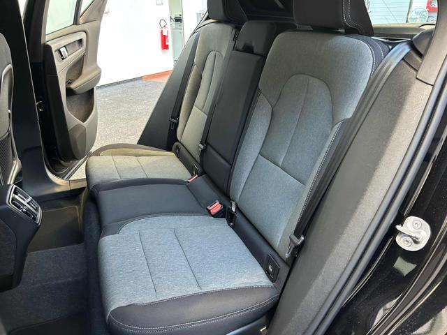 VOLVO XC40 T2 automatico UNIPROP.|SERVICE|LED|CARPLAY