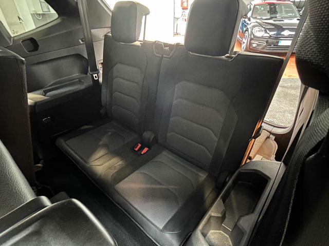 VOLKSWAGEN Tiguan Allspace 2.0 TD DSG 4MOTION R-LINE UNIPROP.|7 POSTI|20’|ACC