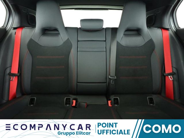 MERCEDES-BENZ A 35 AMG 4Matic Premium