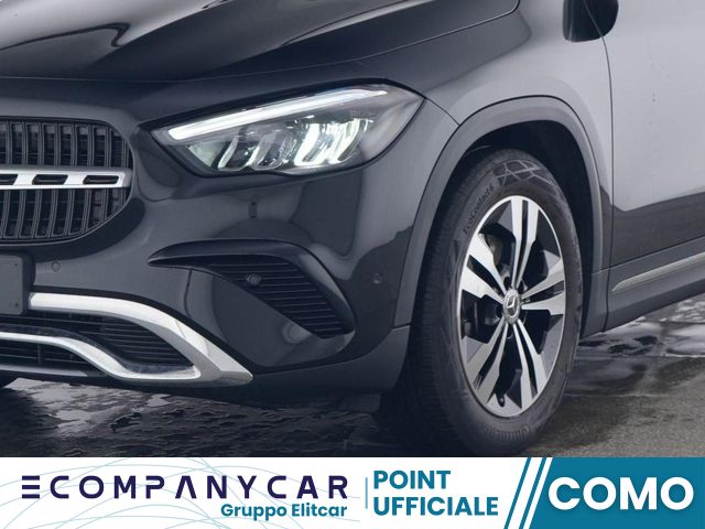 MERCEDES-BENZ GLA 180 Automatic Progressive Advanced