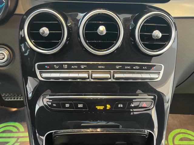 MERCEDES-BENZ GLC 200 4Matic hybrid Coupé Premium UNIPROP.|LUCI|SERVICE