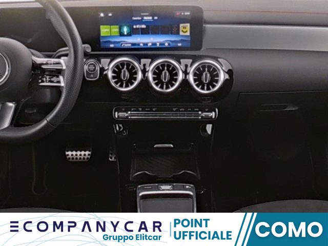 MERCEDES-BENZ CLA 180 Automatic Shooting Brake AMG Line Premium