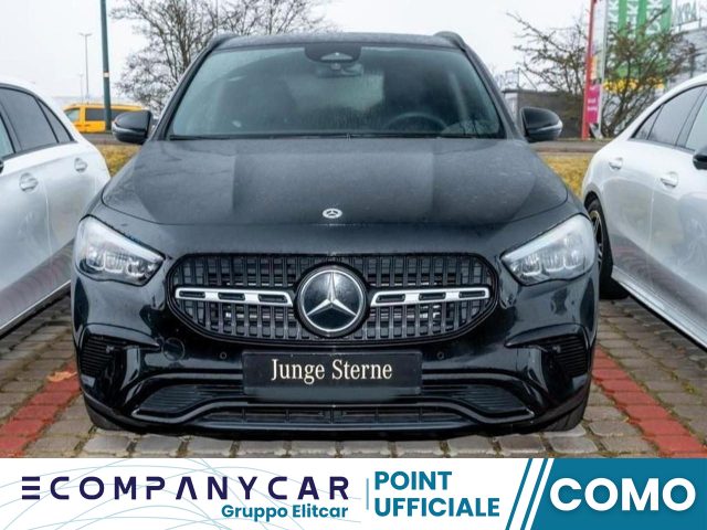 MERCEDES-BENZ GLA 180 Automatic Progressive Advanced