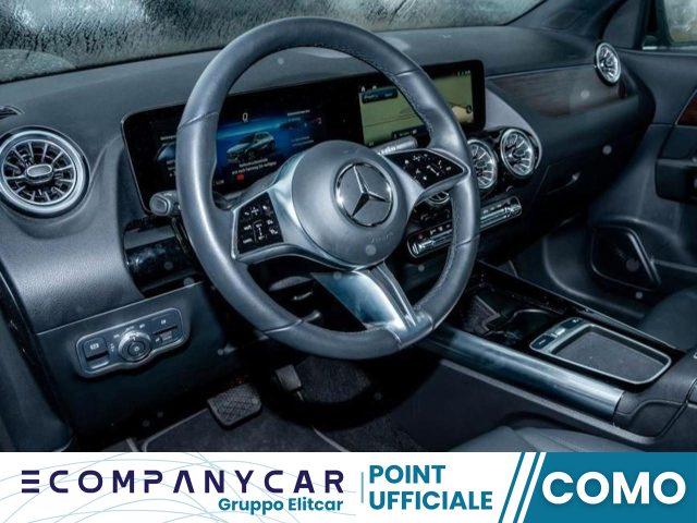 MERCEDES-BENZ GLA 180 Automatic Progressive Advanced