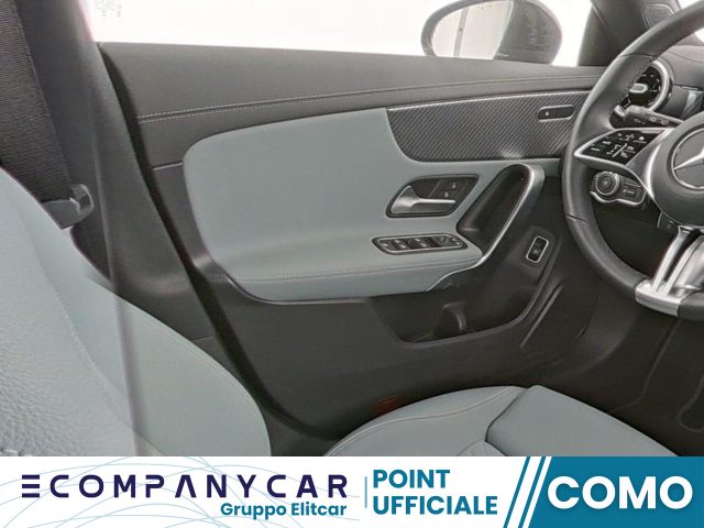 MERCEDES-BENZ CLA 180 Automatic Shooting Brake Progressive Line Advanced