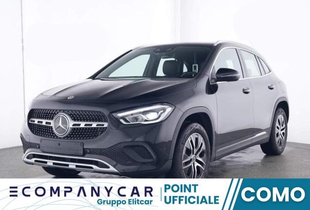 MERCEDES-BENZ GLA 180 Automatic Progressive Advanced