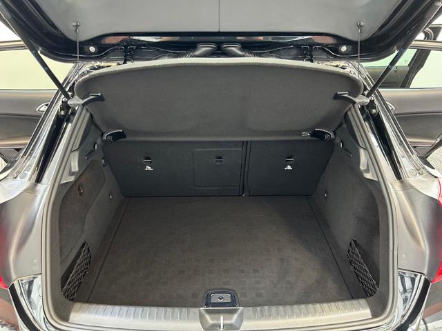 MERCEDES-BENZ GLA 200 Premium TAGLIANDI|LED|AUTOMATICA|PADDLES|18′