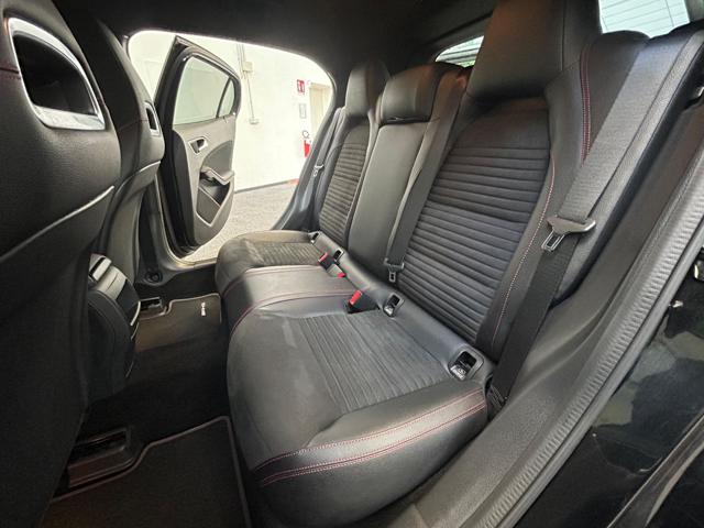 MERCEDES-BENZ GLA 200 Premium TAGLIANDI|LED|AUTOMATICA|PADDLES|18′