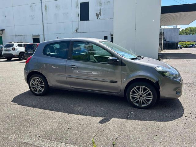 RENAULT Clio 1.2 16V 3 porte SOLO PER OPERATORI DEL SETTORE