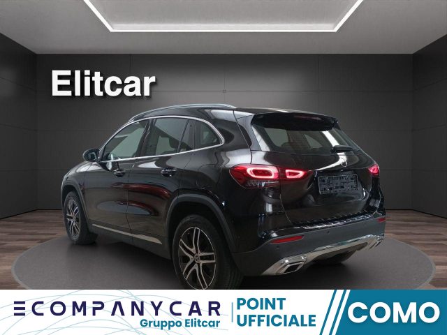 MERCEDES-BENZ GLA 180 Automatic Progressive Advanced