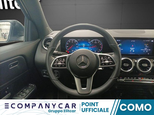 MERCEDES-BENZ GLA 180 Automatic Progressive Advanced