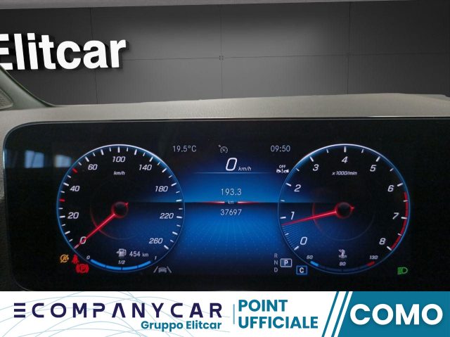 MERCEDES-BENZ GLA 180 Automatic Progressive Advanced