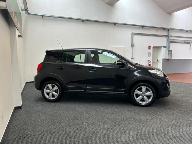TOYOTA Urban Cruiser 1.4 D-4D AWD Sol STORICO TAGLIANDI UFFICIALI