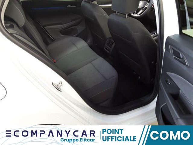 VOLKSWAGEN Golf 1.5 eTSI 115 CV DSG Life