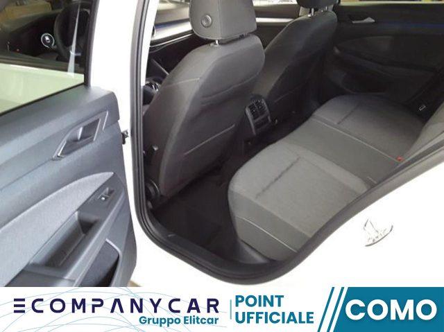 VOLKSWAGEN Golf 1.5 eTSI 115 CV DSG Life