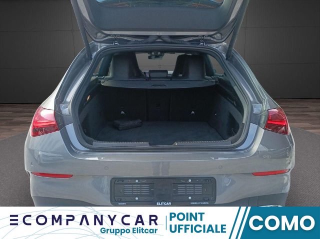 MERCEDES-BENZ CLA 180 Automatic Shooting Brake AMG Line Premium