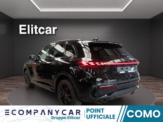 AUDI Q5 40 TDI 204 CV quattro S tronic Identity Black