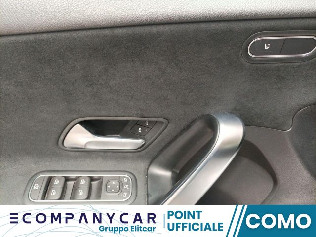 MERCEDES-BENZ A 180 d Automatic AMG Line Premium