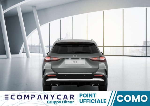 MERCEDES-BENZ GLA 180 Automatic AMG Line Premium