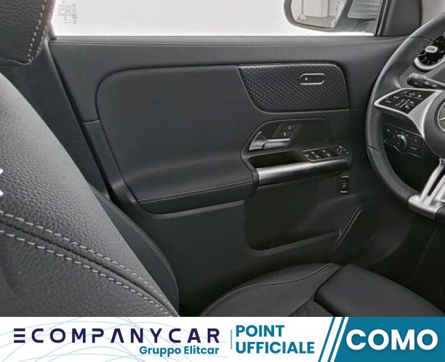 MERCEDES-BENZ GLA 180 Automatic Progressive Advanced