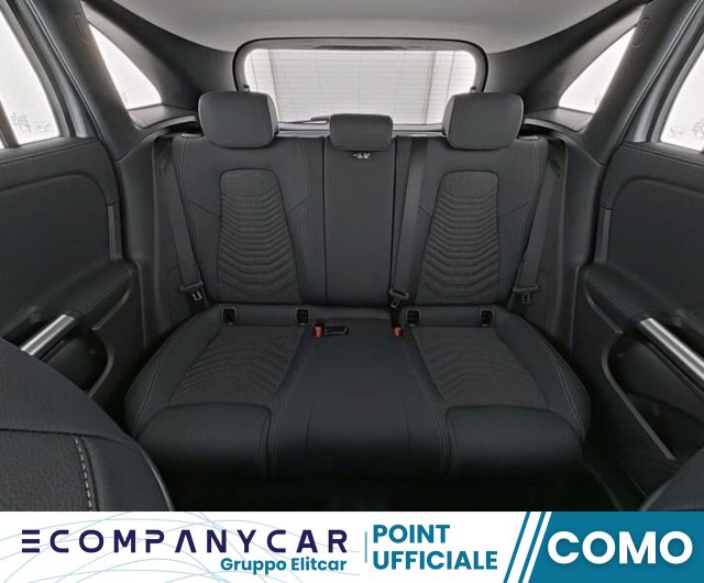 MERCEDES-BENZ GLA 180 Automatic Progressive Advanced