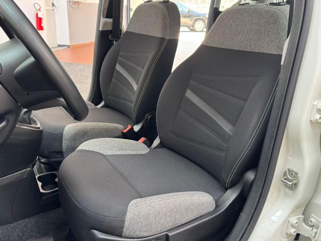 FIAT Panda 1.0 Hybrid NEOPATENTATI|5 POSTI|BLUETOOTH