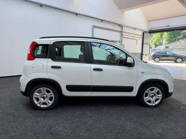 FIAT Panda 1.0 Hybrid NEOPATENTATI|5 POSTI|BLUETOOTH