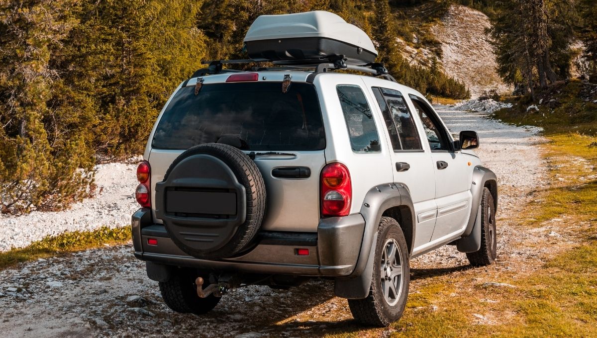 jeep in montagna