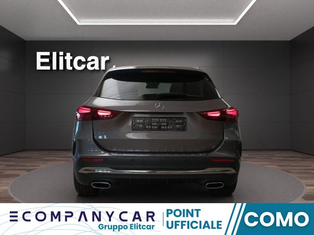 MERCEDES-BENZ GLA 180 Automatic AMG Line Premium
