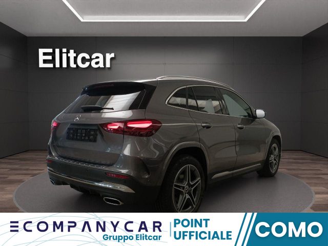 MERCEDES-BENZ GLA 180 Automatic AMG Line Premium