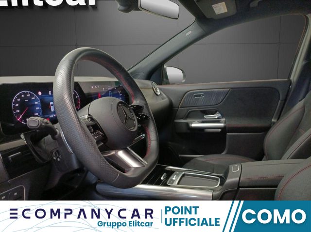 MERCEDES-BENZ GLA 180 Automatic AMG Line Premium