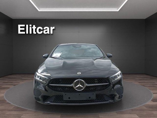 MERCEDES-BENZ A 180 Automatic Progressive Advanced