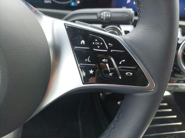 MERCEDES-BENZ A 180 Automatic Progressive Advanced