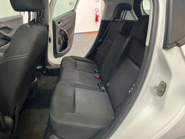 PEUGEOT 208 1° serie PureTech 82 5 porte UNICOPROPRIETARIO
