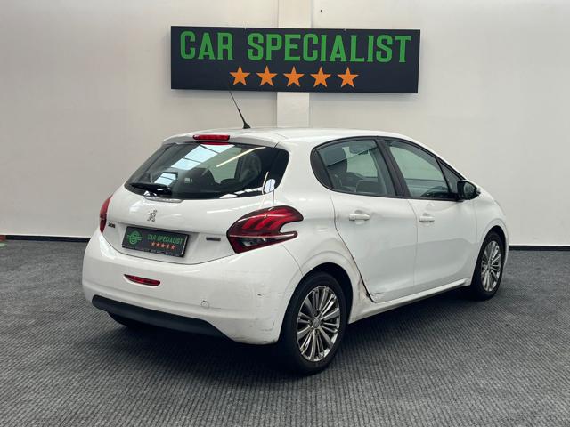 PEUGEOT 208 1° serie PureTech 82 5 porte UNICOPROPRIETARIO