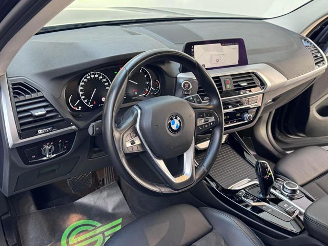 BMW X3 xDrive20i LED|PELLE|IVA|NAVI|TRI-ZONA|18′