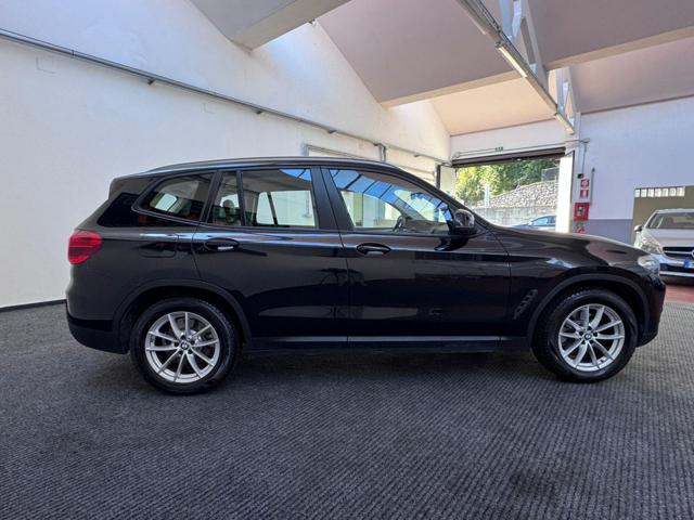 BMW X3 xDrive20i LED|PELLE|IVA|NAVI|TRI-ZONA|18′