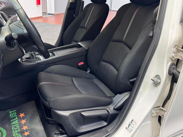 MAZDA 3 1.5 Skyactiv-G NEOPATENTATI|RETROCAMERA|NAVI|18′