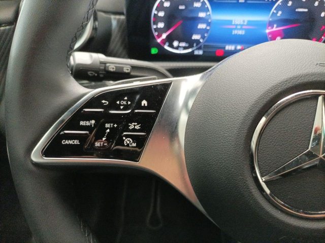 MERCEDES-BENZ A 180 Automatic Progressive Advanced