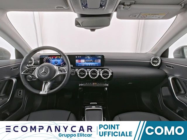 MERCEDES-BENZ CLA 180 Automatic Shooting Brake Progressive Line