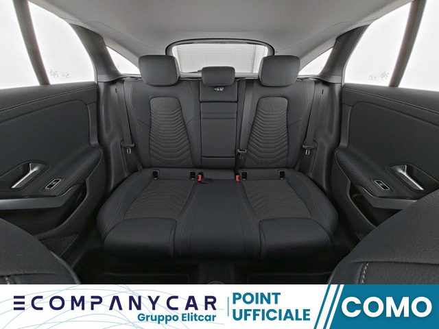 MERCEDES-BENZ CLA 180 Automatic Shooting Brake Progressive Line