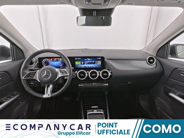 MERCEDES-BENZ GLA 200 Automatic Progressive Advanced
