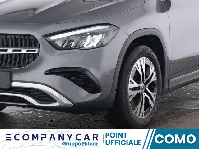 MERCEDES-BENZ GLA 180 Automatic Progressive Advanced