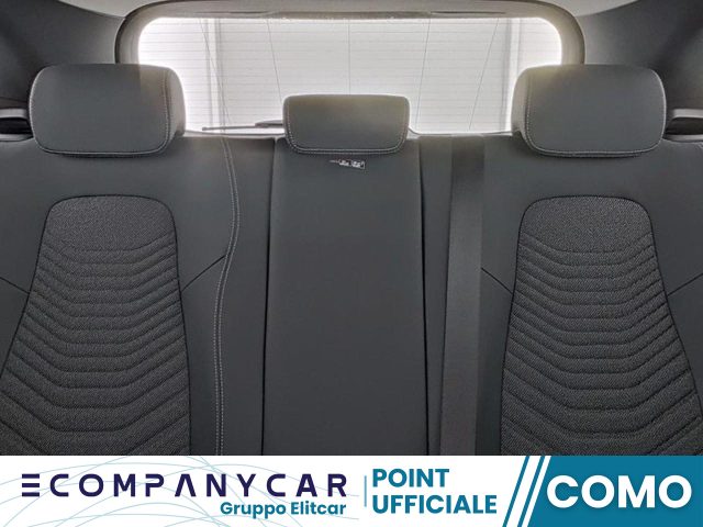 MERCEDES-BENZ GLA 180 Automatic Progressive Advanced