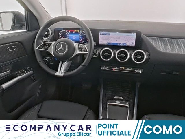 MERCEDES-BENZ GLA 180 Automatic Progressive Advanced