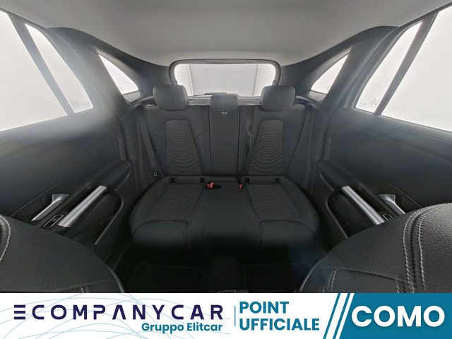 MERCEDES-BENZ GLA 180 Automatic Progressive Advanced