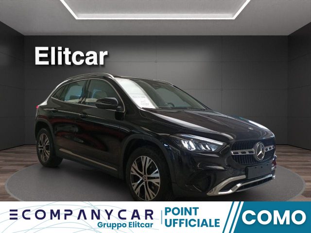 MERCEDES-BENZ GLA 180 Automatic Progressive Advanced